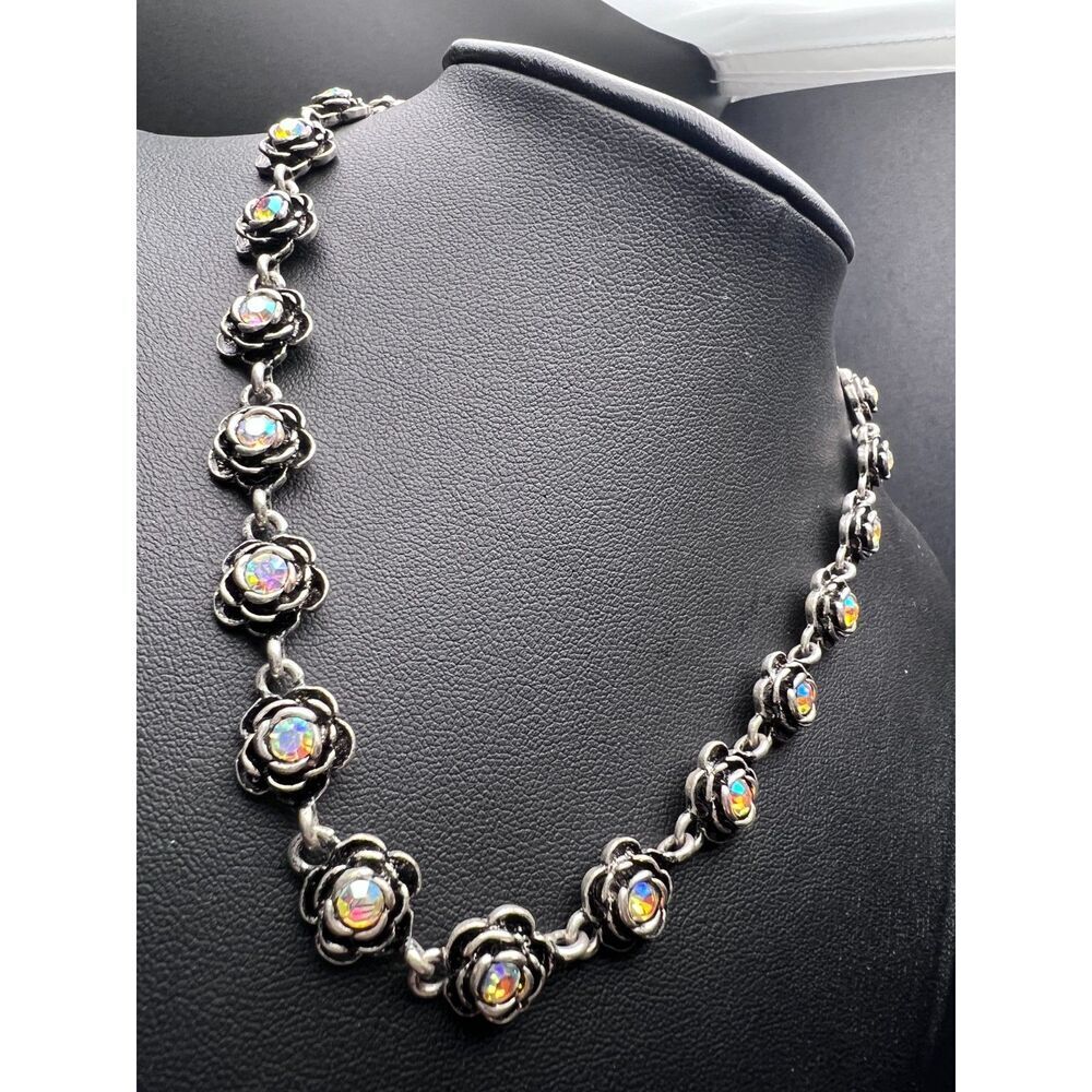 Premier Designs Crystal Flower Necklace
